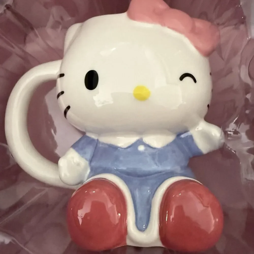 Hello Kitty Hand Painted Ceramic Mug and Figurine Set By Sanrio New